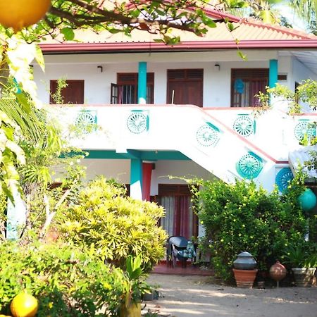 Mallika Guest House Tangalle Buitenkant foto