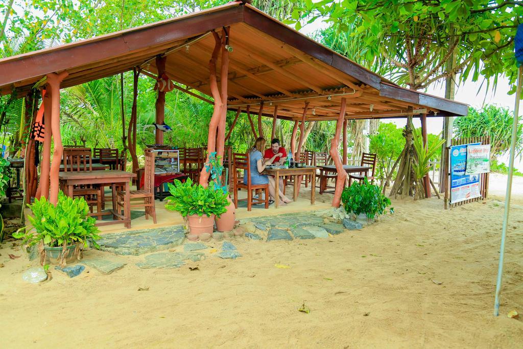 Mallika Guest House Tangalle Buitenkant foto