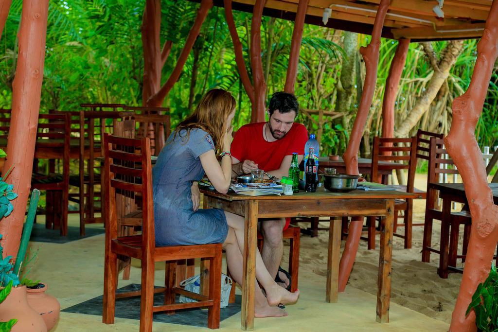 Mallika Guest House Tangalle Buitenkant foto
